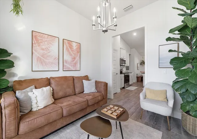 Photo 1 of Single family home for sale at 300 Fordham Rd, Venice, FL 34293 | MLS# N6146274 | Listing updated on 2026-10-24
