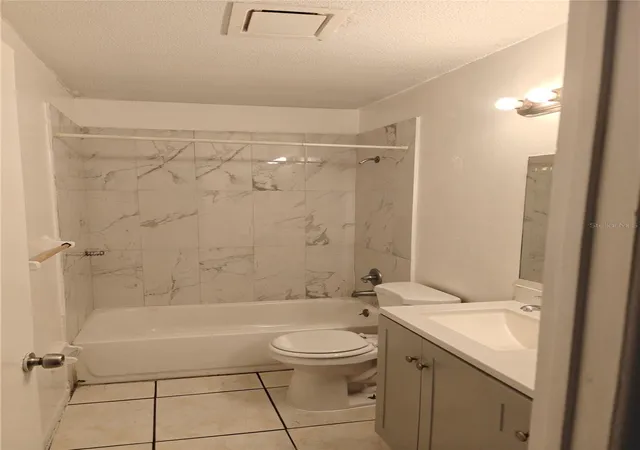 Photo 3 of House for sale at 1629 Palm Way, Largo, FL 33771 | MLS# TB8559526 | Listing updated on 2026-10-23