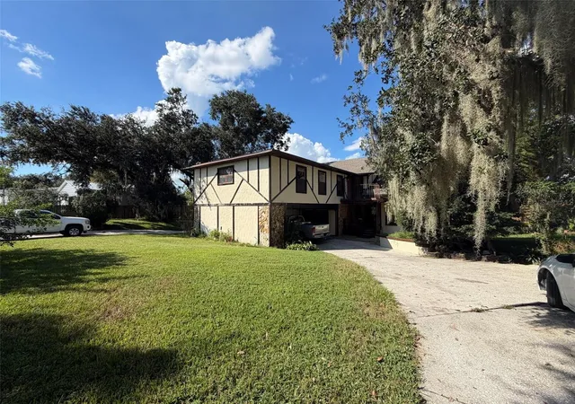 Photo 1 of Single family home for sale at 960 Lake Cvs Trl, Lakeland, FL 33813 | MLS# O6451051 | Listing updated on 2026-10-20