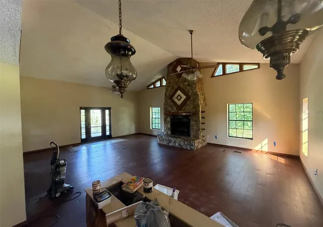 Photo 4 of Single family home for sale at 960 Lake Cvs Trl, Lakeland, FL 33813 | MLS# O6451051 | Listing updated on 2026-10-20