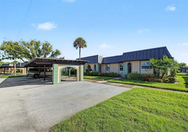 Photo 2 of Condo for sale at 4364 Summersun Dr, New Port Richey, FL 34652 | MLS# W7890443 | Listing updated on 2026-10-22