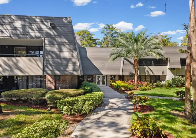 Photo 3 of Condo for sale at 36750 US Hwy 19 N #3-204, Palm Harbor, FL 34683 | MLS# TB8559539 | Listing updated on 2026-10-23