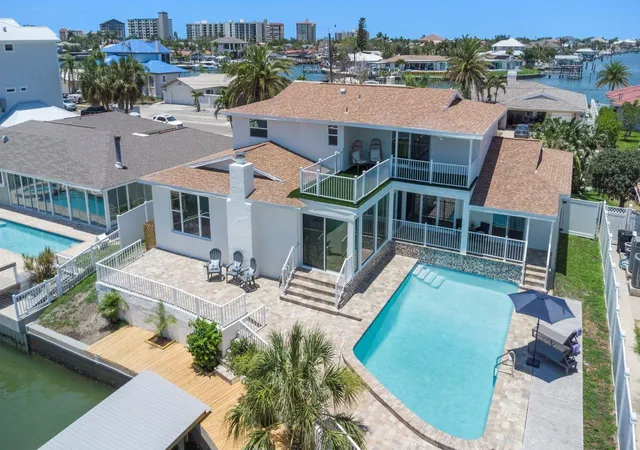 Photo 1 of Single family home for sale at 451 Palm Is Ne, Clearwater Beach, FL 33767 | MLS# TB8559540 | Listing updated on 2026-10-22
