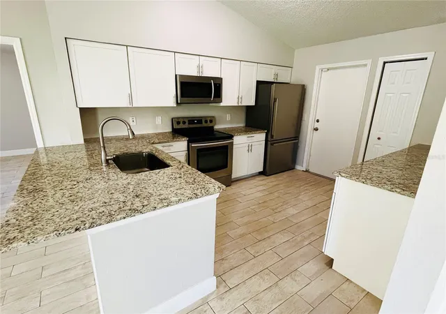 Photo 4 of Single family home for sale at 169 Birmingham Dr, Kissimmee, FL 34758 | MLS# S5159835 | Listing updated on 2026-10-22