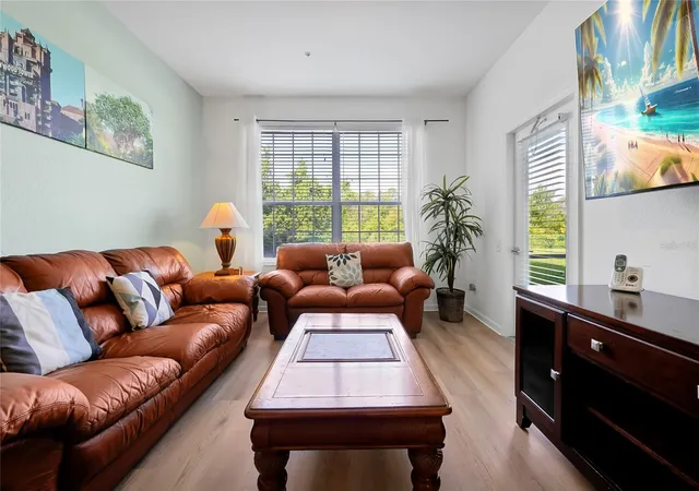 Listing Photo 4 - Condo for sale in building located at 2308 Silver Palm Dr, Kissimmee, FL 34747 - Unit #105