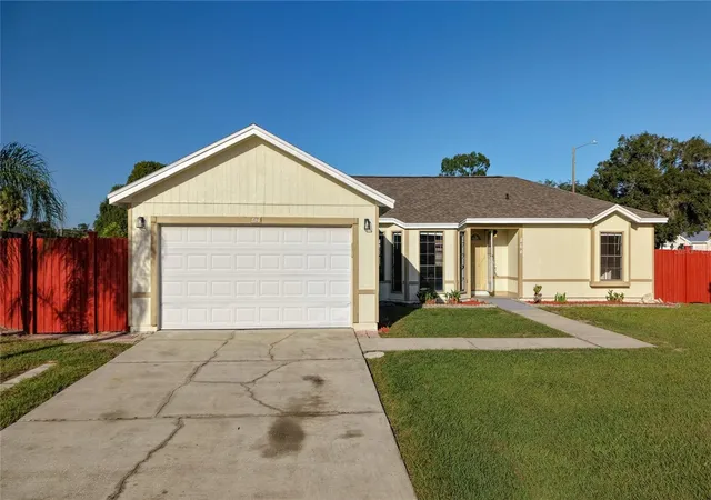 Photo 2 of Single family home for sale at 864 Wages Way, Orlando, FL 32825 | MLS# S5159840 | Listing updated on 2026-10-30