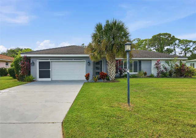 Single family home for sale at 204 Monet Dr, NOKOMIS, FL 34275 | MLS# A4710157