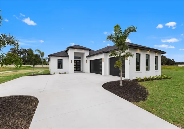 Photo 3 of Single family home for sale at 14282 Pine Straw Ct, Dover, FL 33527 | MLS# TB8559561 | Listing updated on 2026-10-30