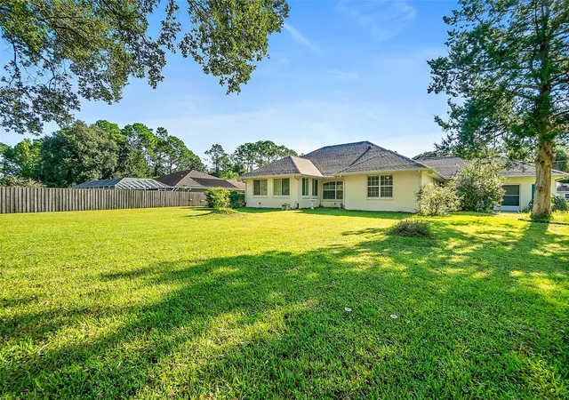 Photo 4 of Sale Pending at 46 Whispering Pine Dr, Palm Coast, FL 32164 | MLS# FC322236 | Listing updated on 2026-10-26