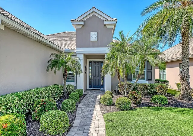 Photo 4 of Sale Pending at 503 Sawgrass Brg Rd, Venice, FL 34292 | MLS# A4710159 | Listing updated on 2026-10-24