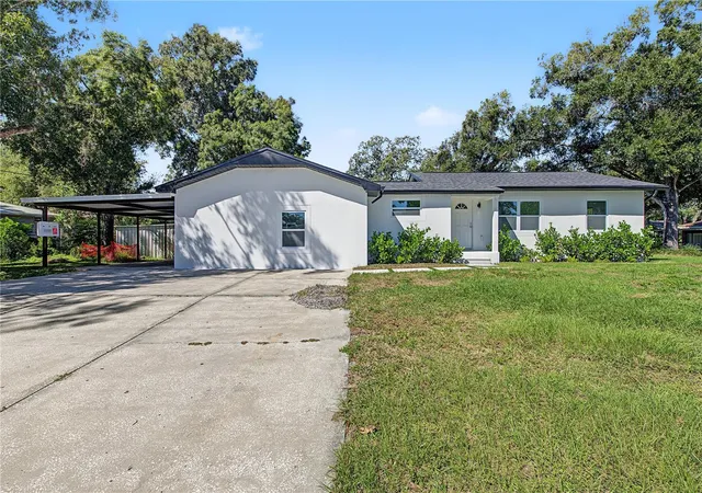 Single family home for sale at 8106 N Lynn Ave, TAMPA, FL 33604 | MLS# TB8559566