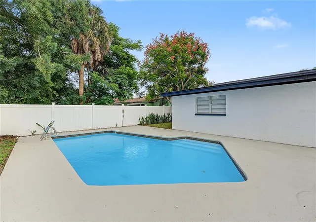 Photo 4 of Single family home for sale at 5007 Shetland Ave, Tampa, FL 33615 | MLS# TB8559569 | Listing updated on 2026-10-30