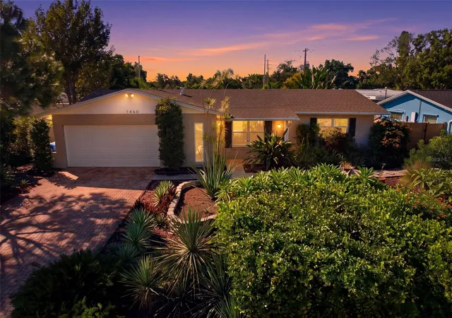 Photo 2 of Single family home for sale at 1460 69th Place S, Saint Petersburg, FL 33705 | MLS# TB8559577 | Listing updated on 2026-10-22