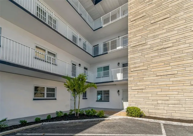 Condo for sale at 5960 30th Avenue S #114, GULFPORT, FL 33707 | MLS# TB8559593