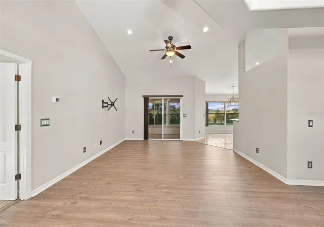 Photo 4 of Single family home for sale at 1071 Princeton Dr, Clermont, FL 34711 | MLS# O6451115 | Listing updated on 2026-10-21