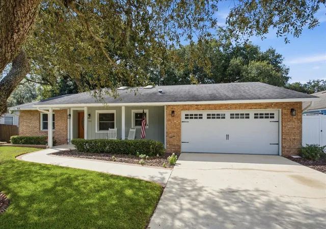 Photo 1 of Single family home for sale at 3707 Bayview Dr, Orlando, FL 32806 | MLS# O6451120 | Listing updated on 2026-10-23