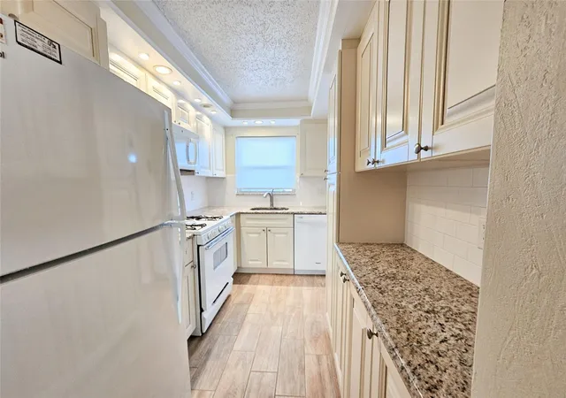 Photo 3 of Condo for sale at 2850 59th Street S #112, Gulfport, FL 33707 | MLS# TB8559611 | Listing updated on 2026-10-22