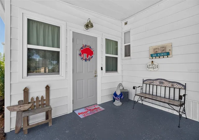 Photo 3 of Manufactured home for sale at 176 Clubview Dr #3, Safety Harbor, FL 34695 | MLS# TB8559617 | Listing updated on 2026-10-23