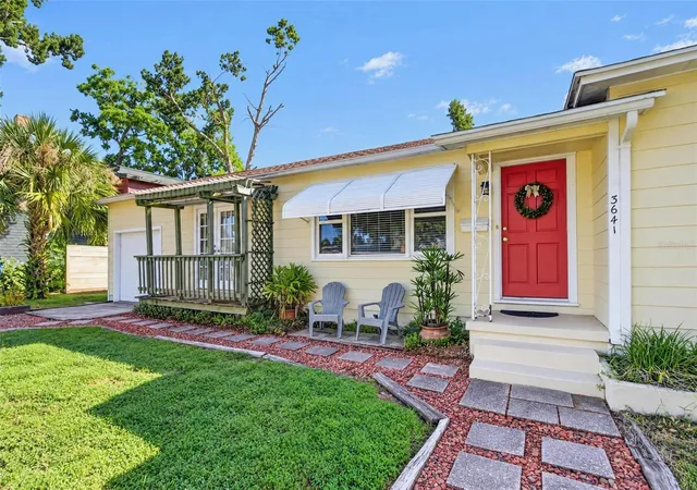 Photo 2 of Single family home for sale at 3641 Queen St N, Saint Petersburg, FL 33713 | MLS# TB8559620 | Listing updated on 2026-10-22