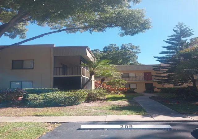 Photo 4 of Sale Pending at 3300 Fox Chase Cir N #201, Palm Harbor, FL 34683 | MLS# TB8559633 | Listing updated on 2026-10-22