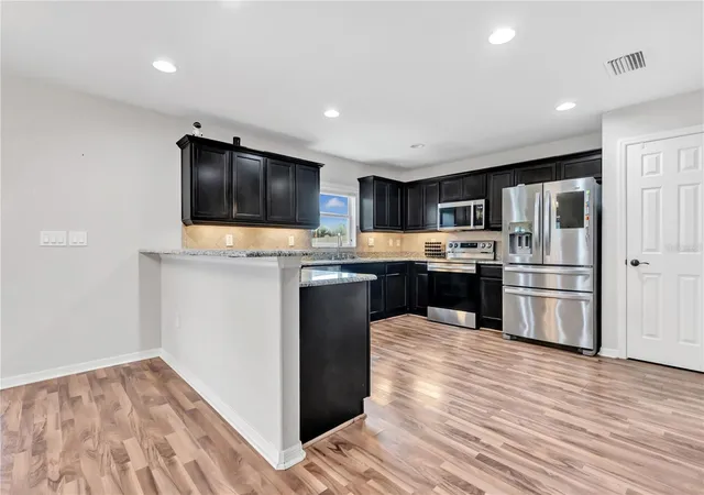 Photo 4 of Single family home for sale at 3057 Grand Preserve Blvd, Mulberry, FL 33860 | MLS# A4710177 | Listing updated on 2026-10-20