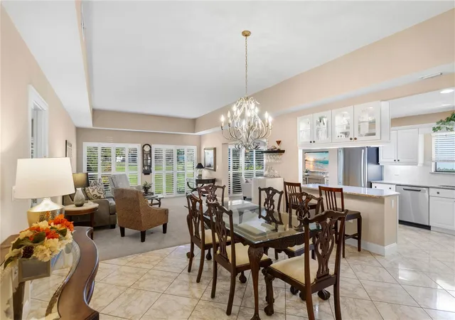 Photo 4 of Single family home for sale at 3111 Heatherwood Ln, Sarasota, FL 34235 | MLS# A4710180 | Listing updated on 2026-10-25