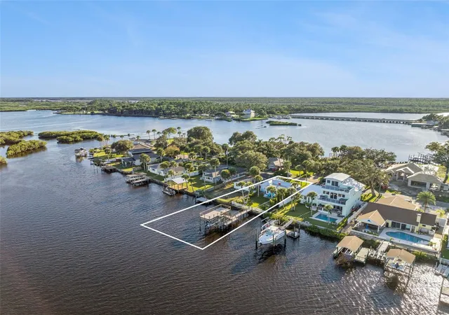 Photo 4 of Single family home for sale at 5959 Riverside Dr, Port Orange, FL 32127 | MLS# O6451158 | Listing updated on 2026-10-23