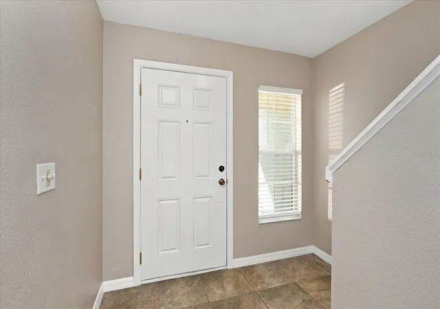 Photo 3 of Townhouse for sale at 466 Tradition Ln, Winter Springs, FL 32708 | MLS# O6451161 | Listing updated on 2026-10-27