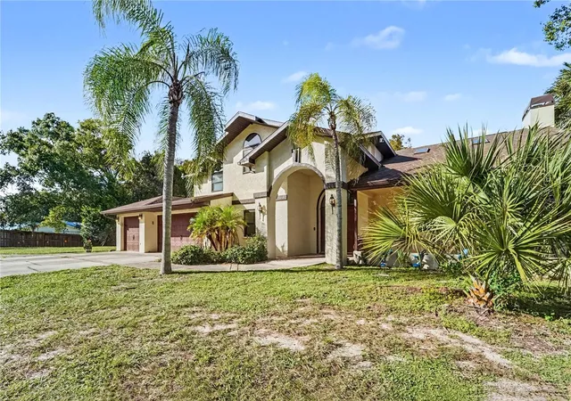 Photo 3 of Single family home for sale at 8909 Jasmine Blvd, Port Richey, FL 34668 | MLS# W7890450 | Listing updated on 2026-10-29