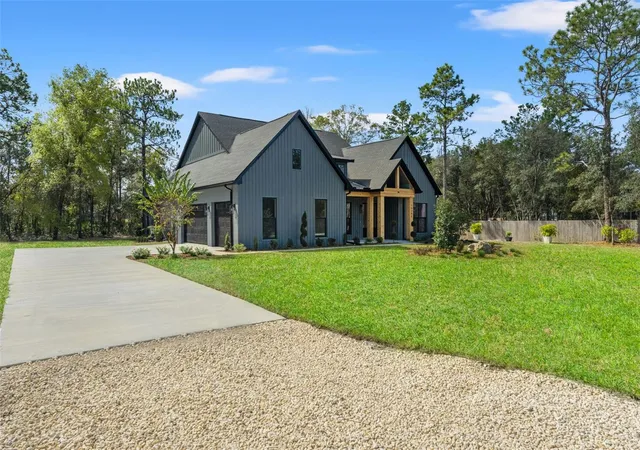 Photo 3 of Single family home for sale at 10380 Yellowstone, Weeki Wachee, FL 34614 | MLS# TB8559669 | Listing updated on 2026-10-20