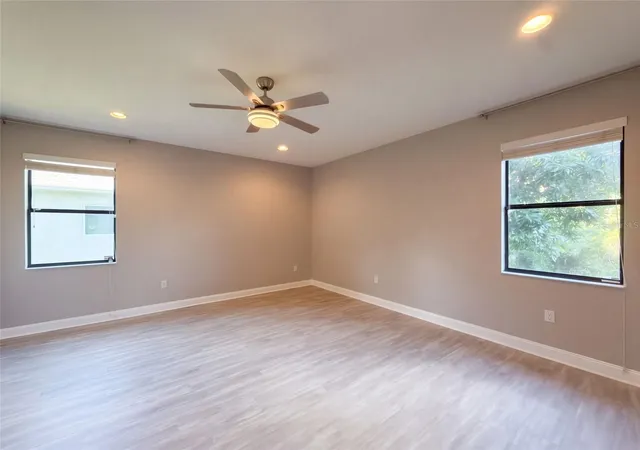 Photo 3 of Single family home for sale at 12424 Belcroft Dr, Riverview, FL 33579 | MLS# O6451170 | Listing updated on 2026-10-21
