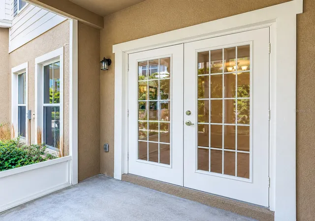 Photo 2 of Townhouse for sale at 8009 Tipperary Ln, Tampa, FL 33610 | MLS# TB8559672 | Listing updated on 2026-10-21