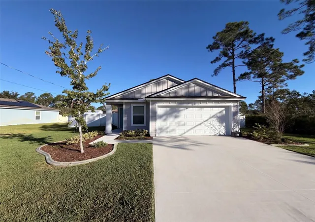Photo 1 of Single family home for sale at 9 Radium Ln, Palm Coast, FL 32164 | MLS# O6451171 | Listing updated on 2026-10-21