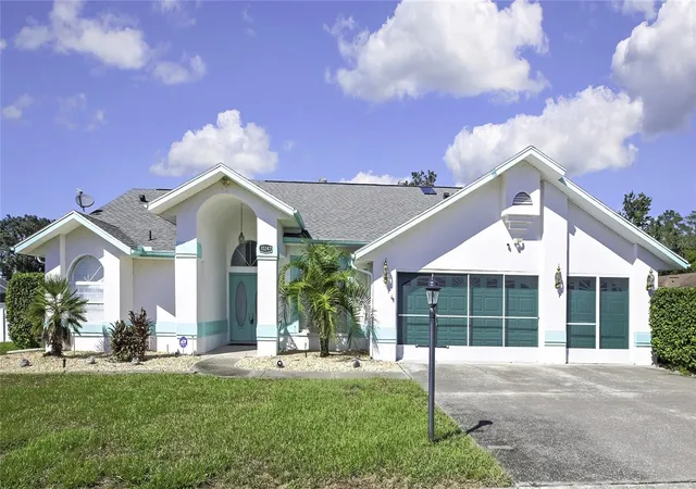 Single family home for sale at 10247 Skyland St, SPRING HILL, FL 34608 | MLS# W7890452