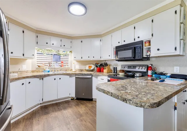 Photo 3 of Manufactured home for sale at 412 Vivar, North Port, FL 34287 | MLS# TB8559690 | Listing updated on 2026-10-28