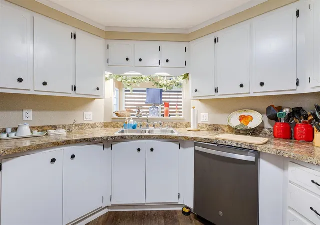 Photo 4 of Manufactured home for sale at 412 Vivar, North Port, FL 34287 | MLS# TB8559690 | Listing updated on 2026-10-28