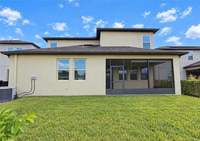 Photo 4 of Single family home for sale at 6244 English Holw Rd, Tampa, FL 33647 | MLS# O6451187 | Listing updated on 2026-10-21