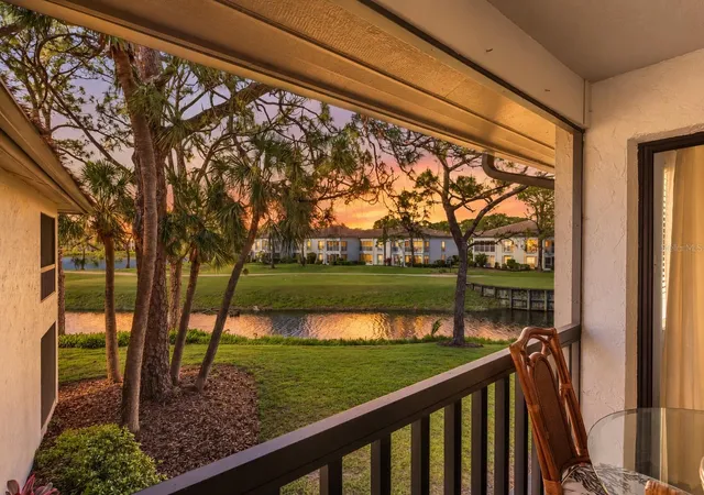 Photo 2 of Condo for sale at 5275 Willow Links #50, Sarasota, FL 34235 | MLS# A4710196 | Listing updated on 2026-10-30