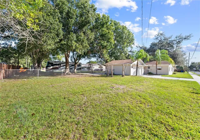 Photo 3 of Single family home for sale at 438 Wisconsin Ave, Saint Cloud, FL 34769 | MLS# S5159862 | Listing updated on 2026-10-29