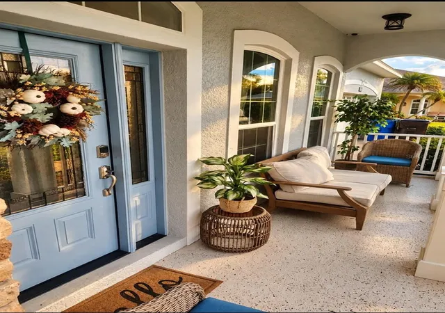Photo 2 of Single family home for sale at 6100 Excalibur Ct, Saint Cloud, FL 34772 | MLS# O6451204 | Listing updated on 2026-10-21