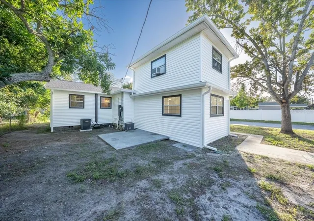 Photo 1 of Single family home for sale at 6295 3rd Avenue S, Saint Petersburg, FL 33707 | MLS# TB8559734 | Listing updated on 2026-10-24