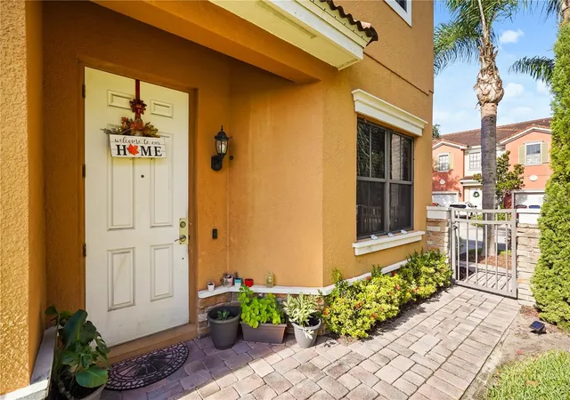 Photo 2 of Townhouse for sale at 3460 Allegra Cir, Saint Cloud, FL 34772 | MLS# O6451205 | Listing updated on 2026-10-21