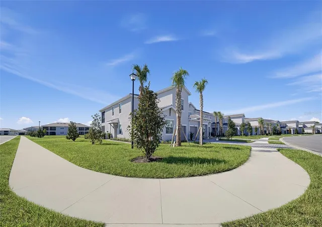 Photo 4 of Sale Pending at 13001 Pink Sand Ct #104, Venice, FL 34293 | MLS# A4710203 | Listing updated on 2026-10-22