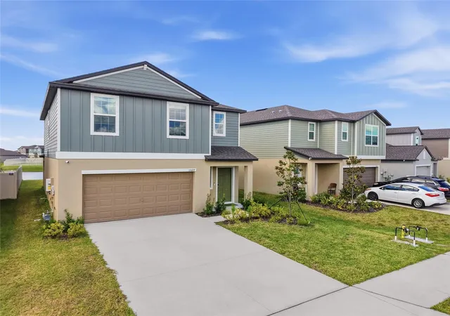 Photo 3 of Single family home for sale at 13127 Empress Jewel Trl, Parrish, FL 34219 | MLS# W7890458 | Listing updated on 2026-10-21