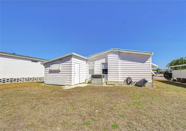 Photo 4 of Manufactured home for sale at 4843 Blanco Dr, Zephyrhills, FL 33541 | MLS# TB8559743 | Listing updated on 2026-10-22