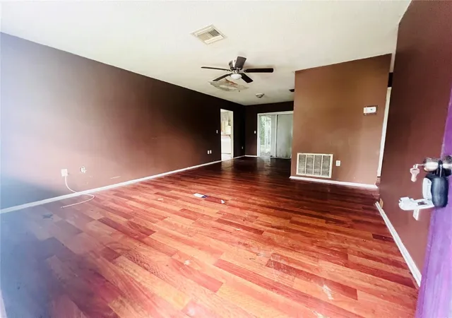 Photo 2 of Single family home for sale at 3131 Chalon St, New Port Richey, FL 34655 | MLS# W7890459 | Listing updated on 2026-10-21