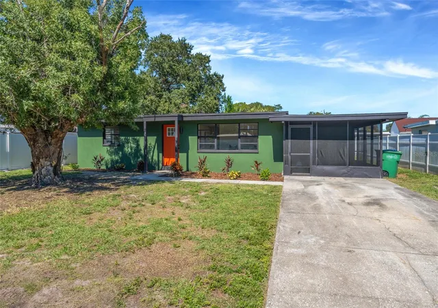 Photo 2 of Single family home for sale at 4003 W Montgomery Ter, Tampa, FL 33616 | MLS# TB8559751 | Listing updated on 2026-10-27