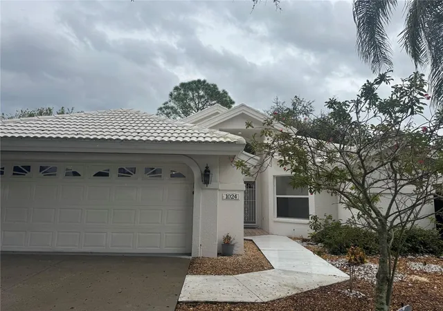 Photo 1 of Single family home for sale at 1024 Harbor Town Dr, Venice, FL 34292 | MLS# N6146282 | Listing updated on 2026-10-22