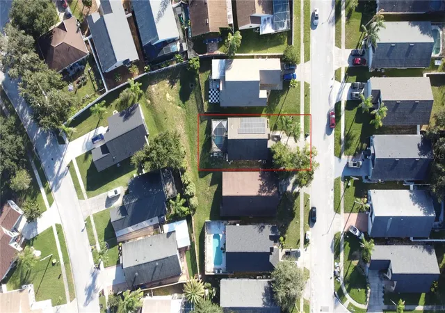 Photo 2 of Single family home for sale at 16409 Coopers Hawk Ave, Clermont, FL 34714 | MLS# O6451219 | Listing updated on 2026-10-22