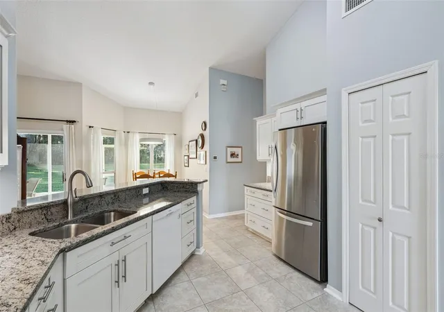Photo 2 of Single family home for sale at 13624 Bluewater Cir, Orlando, FL 32828 | MLS# O6451232 | Listing updated on 2026-10-23